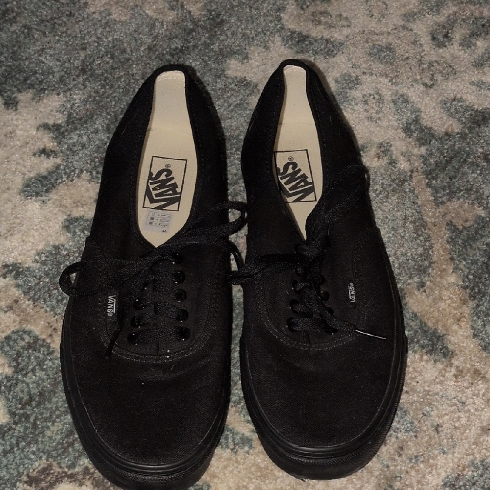 Vans Men's Classic Black Sneakers